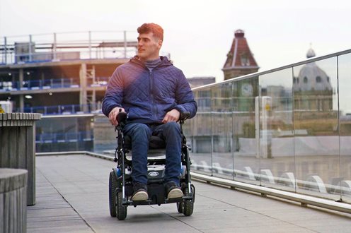 QUICKIE Q200 R REAR-WHEEL POWER WHEELCHAIR